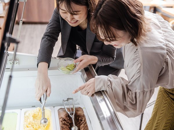 �n�~���g���z�e��-�u���[���w��-�F