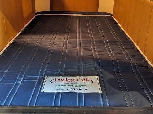 �R���t�H�[�g�^�C�v�̃J�v�Z���ɂ͐��쐻�}�b�g���X�����������Ă���܂��I