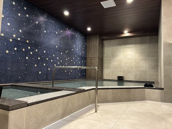 �j���嗁��