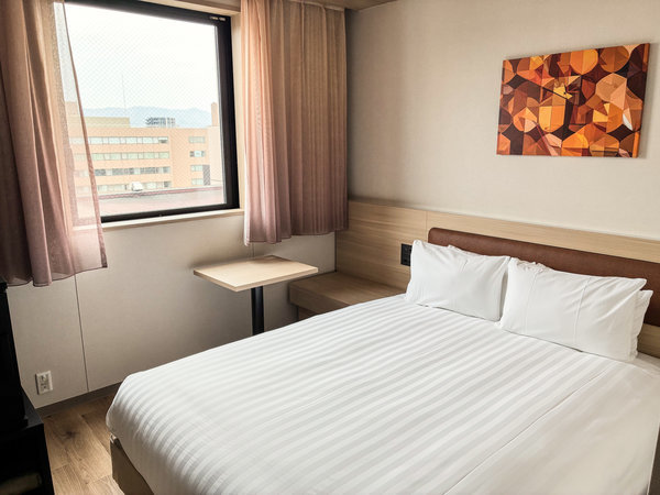 �X�^���_�[�h�_�u���A�N�C�[���_�u��