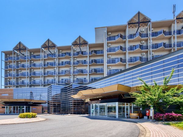 日田温泉 はなの樹 ＲＩＶＥＲ ＴＥＲＲＡＣＥ（旧 日田天領水の宿）