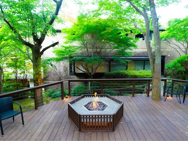 �i�J�j���i�C���[�W�j