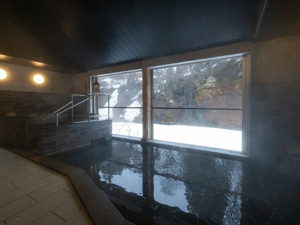 日本百名湯 日本一深い天然自噴岩風呂を有す秘湯宿 藤三旅館 - 宿泊
