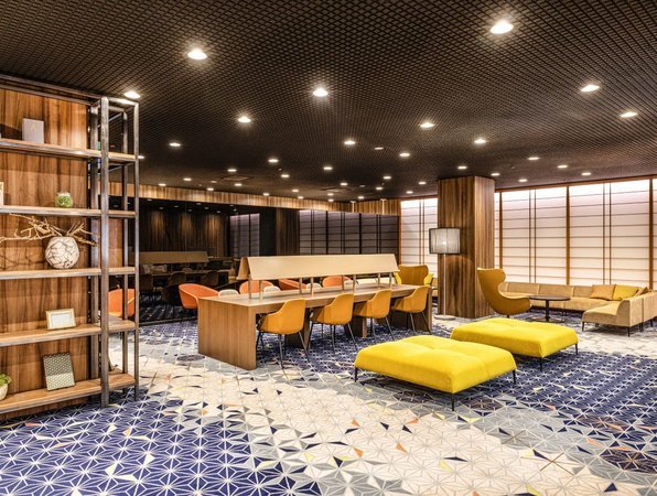 �Q�X�g���E���W�iB1F�j