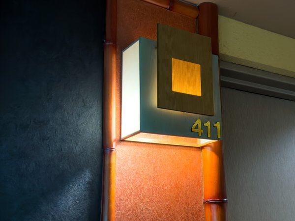 �E����F5���E�ʐρF80�u�E�x�b�h�T�C�Y�F140cm�~200cm�@��3���`�͕z�c�Ή��E�t���A�F4F