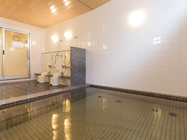 �z�e���@�䉀�̎{�ݎʐ^2