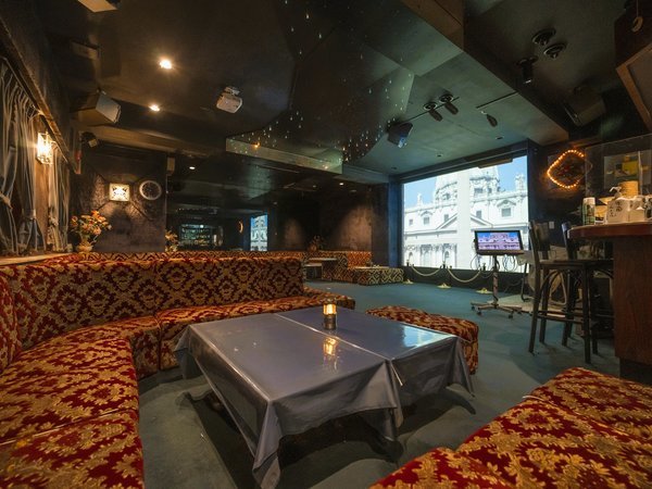 �N���u�u���[�����C�g�v