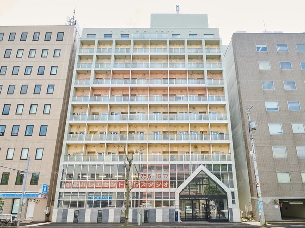 Residence Hotel Stripe Sapporo�̊O�ώʐ^