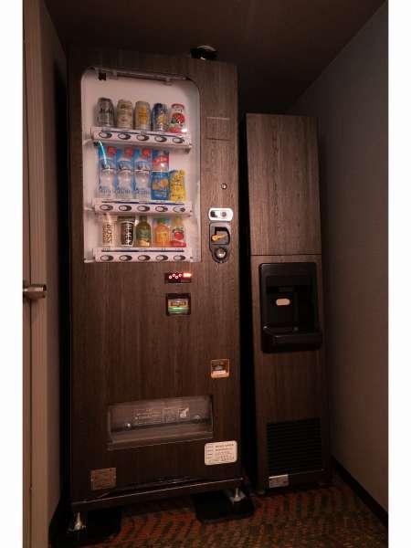 自動販売機+製氷機