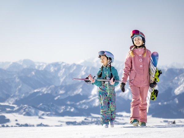 yނzez։zԘZC^[Ԃ5t@~[ɗDze