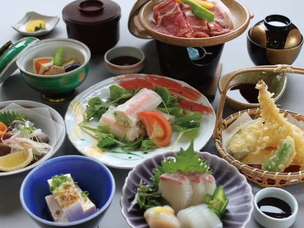 【夕食一例】瀬戸内の海の幸をふんだんに使った季節の会席料理