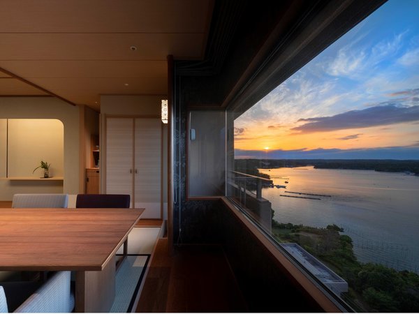 ���ʃt���A�w���i�x���a���^�C�v�q������̒��i