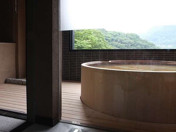 ���������F�X�C�[�g���[���i�^�C�v2�j