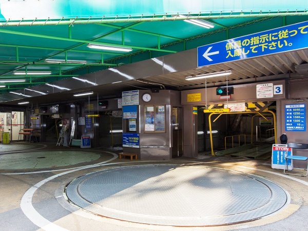 �F�{�z�e���@�I�[�N�X�F���ԏ�@(�z�e������)