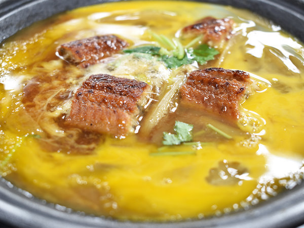 �z�e���_����̎{�ݎʐ^2