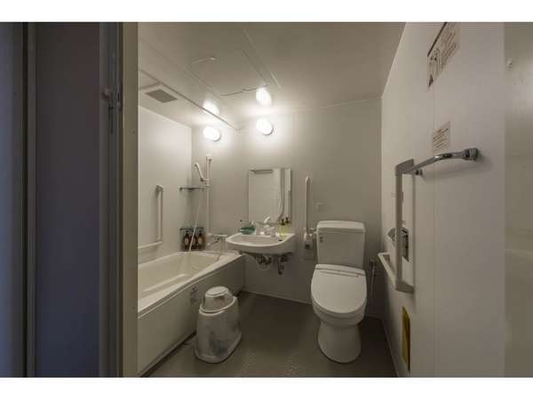 �z�e�����[�g�C���؍X�ÁF���j�b�g�o�X