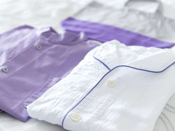 �z�e���I�[���F���[���E�F�A