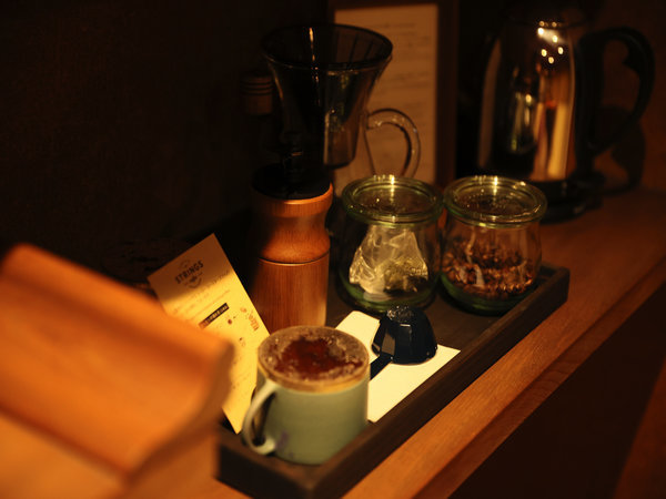 �m�h�o�o�n�m�h�`�@�o�_��Ё@��O���F�y�R�[�q�[���n�[�u�e�B�[�z