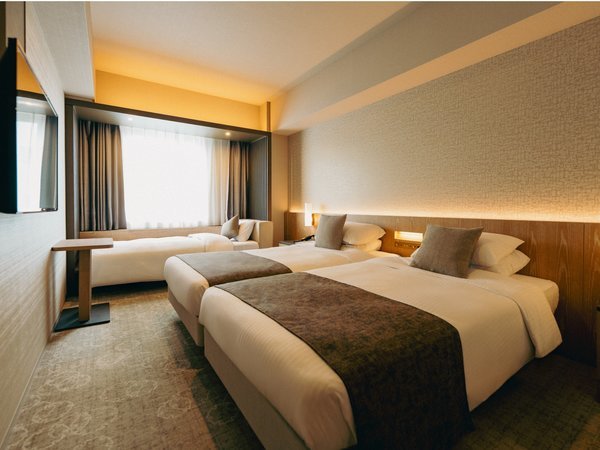 ���X�[�y���A�c�C���{�\�t�@�[�x�b�h