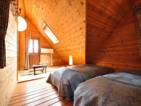 【ピーターパン】２Ｆ寝室オリーブは畳スペースのある和洋室
