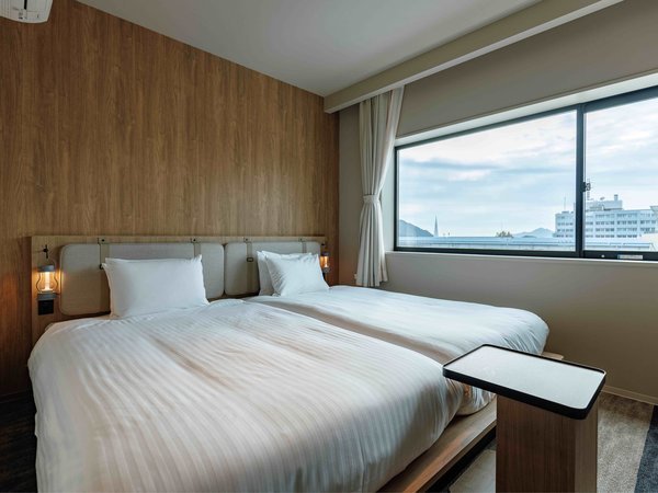 �c�C���X�^���_�[�h�̃x�b�h���[��