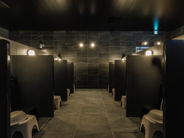 �􂢏�i�j���j
