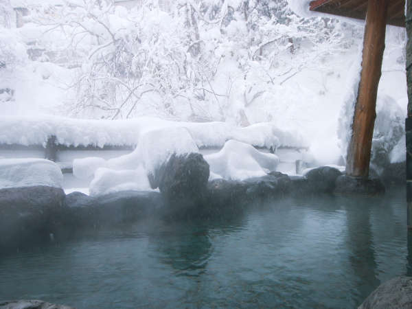 【湯川温泉　湯治　高繁旅館】横手・湯沢のビジネスも歓迎！大きな内湯、露天風呂、黄金風呂！
