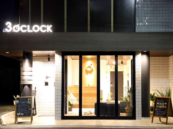HOTEL 3O
