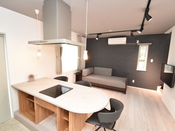 �v���E�N���X�̎{�ݎʐ^1