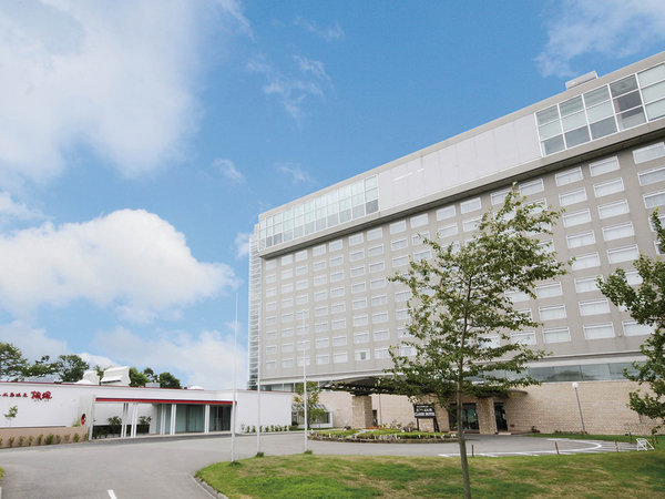 �D�y�k�L���N���b�Z�z�e���̊O�ώʐ^