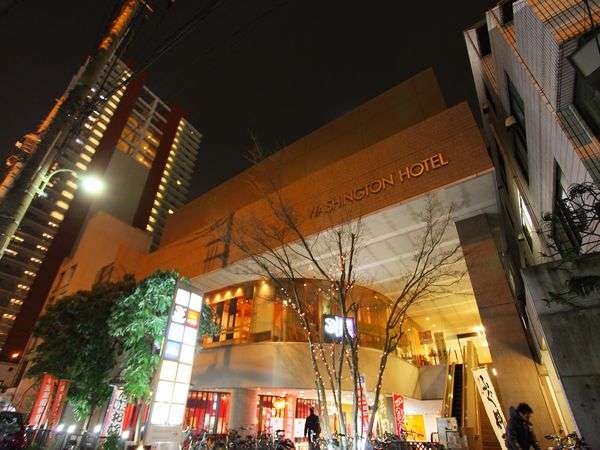 Urplais ホテル 旅館 宿泊施設の検索 ホテル裏口の様子 駐輪スペースもあり自転車で来られても心配ありません 有料駐車場 浦和ワシントンホテル