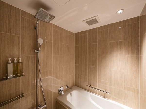 �o�X���[��