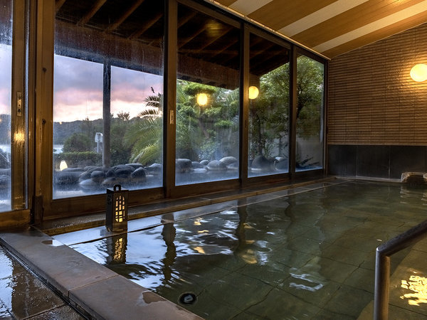 【大浴場‐内湯】南伊豆弓ヶ浜温泉、通称「熱の湯」が身体を芯から温めてくれます