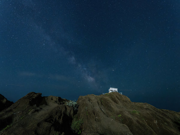 ��l�̉B��h�@��[������@���B���ِ��s�F�Î�̒��Ő���ɖ������