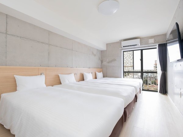 ���q����t�@�~���[�ɑ�l�C