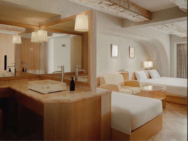 �G�O�[�N�e�B�u�X�C�[�gB