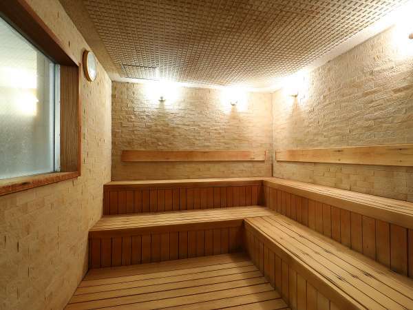 �T�̈�z�e�� �ʕ{�F�嗁��