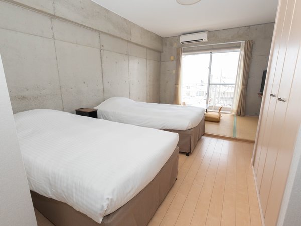 23�u Japanese-Western Room 1~4�� �_�u���x�b�h100cm�~2�� �a�z�c�~2�� �։�