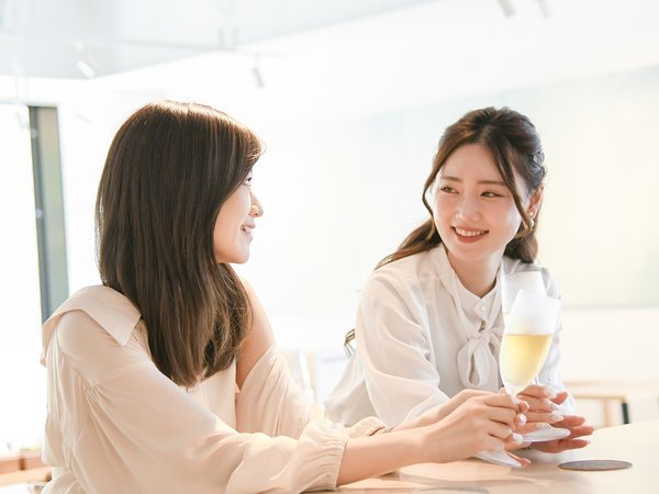 �E�G���J���o�[�@1F���E���W�ɂĒ񋟒���