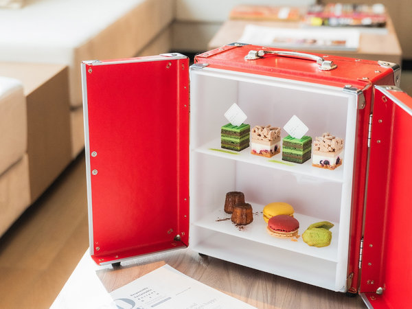 �U ���C�����p�[�N�z�e�� �A�C�R�j�b�N ���s�F�A�t�^�k�[��