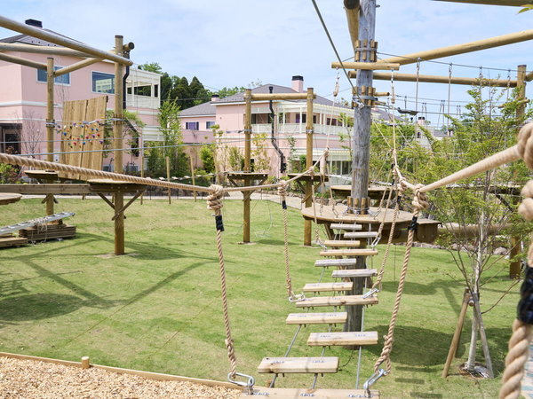 ADVENTURES ISLAND ���J���򃍃b�W�F�G�A���A���A�h�x���`���[