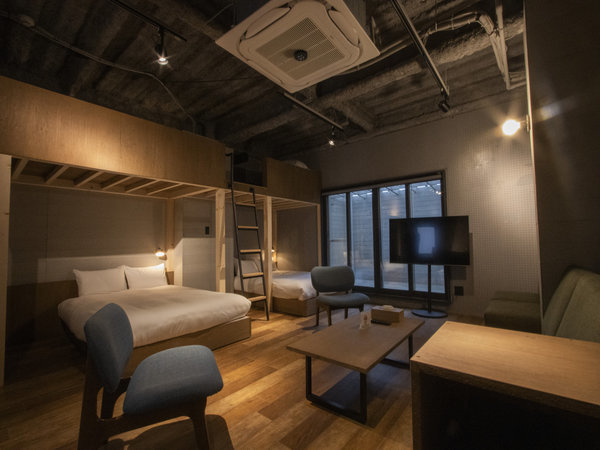 Green Room Hotel�̎{�ݎʐ^1