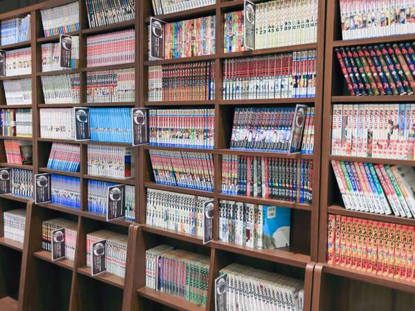 �l�C�삩�疼��܂Ő������I�}���K�D���Ɋ������ٓ��R�[�i�[�B