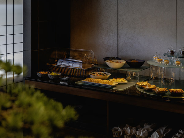 �z�e���O���C�X���[���s�O���F��Premium Lounge��