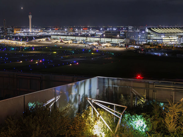 �z�e�����g���|���^���H�c�FTHE ROOF TOP