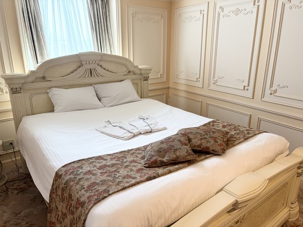 �N���X�^���X�C�[�g�i�C���[�W�j