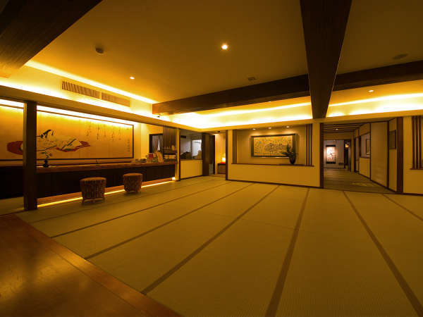 �y���~���̊ٓ��z�`�f���ŏ�̏�����ړ����������܂��`