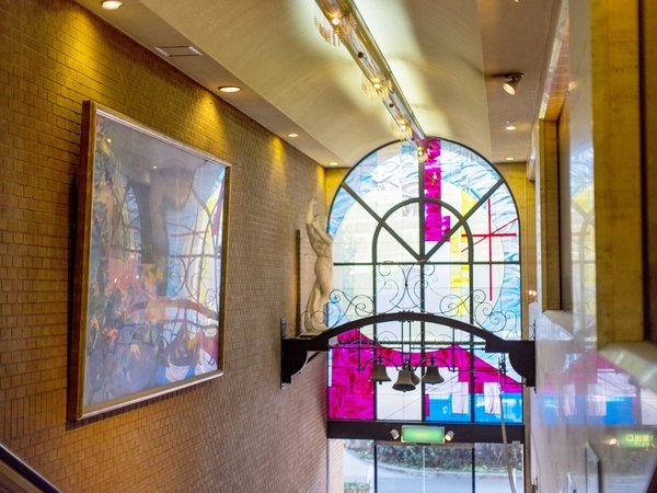 �X�e���h�O���X����ۓI�Ȑ�����