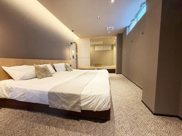 Glamping Tokyo Asakusa�F�f���b�N�X�X�C�[�g�a�m���i��p�o�X���[���t�j