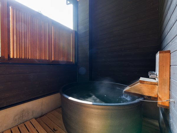 「ペット同伴専用」半露天風呂付客室